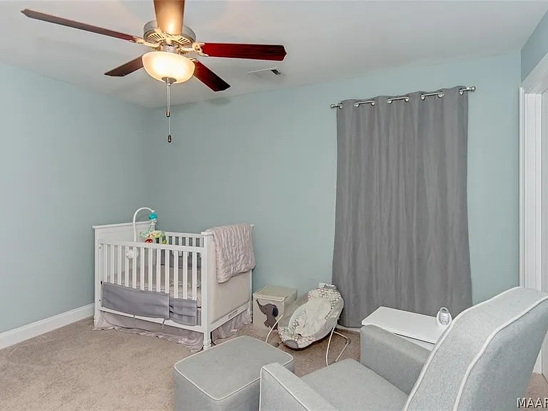 1123 Benjamin Way — Photo 16