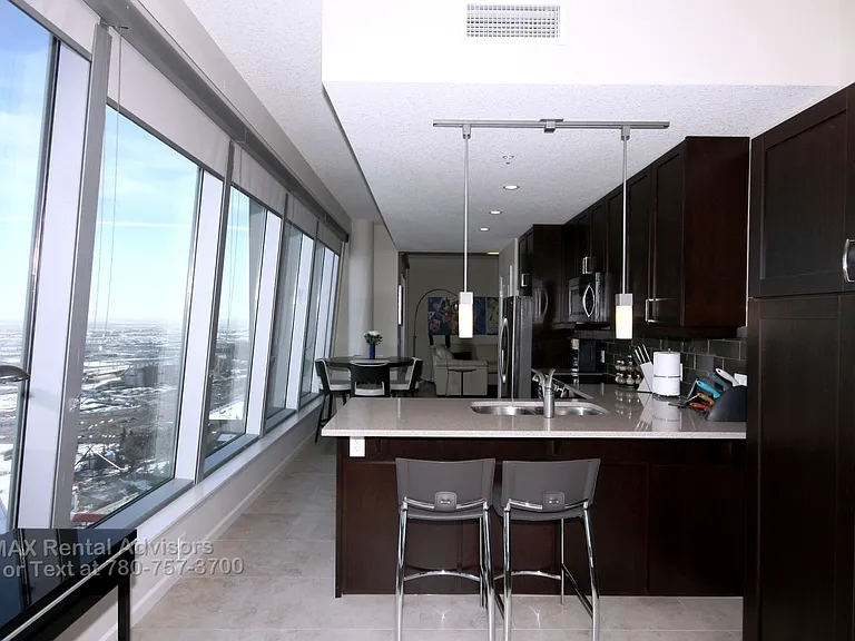 211 13th Ave SE #2905 — Photo 4
