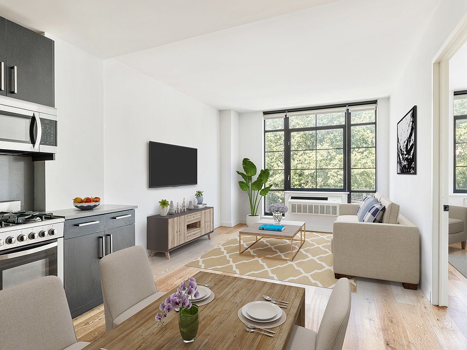 1st image of 180 Nassau St APT 4D