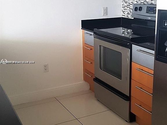 4th image of 1750 N Bayshore Dr #37120