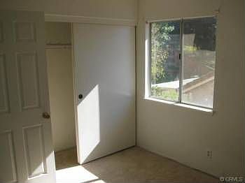 4th image of 443 Yellowstone Cir