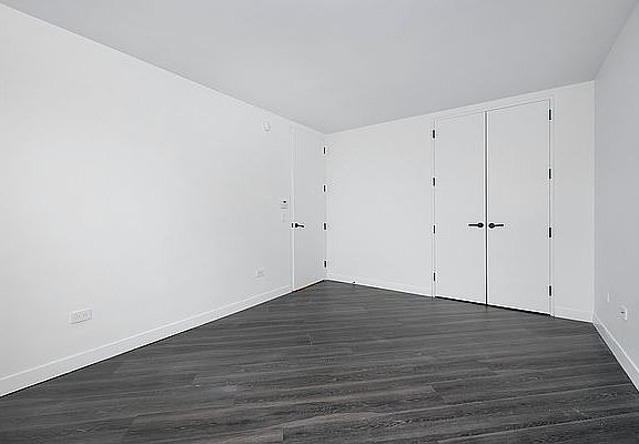 5th image of 250 E Houston St Ph H