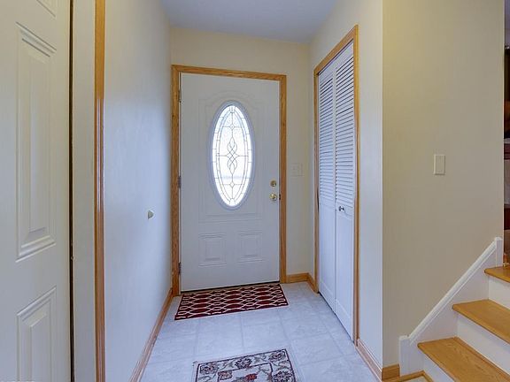 4th image of 7351 Larkspur Dr