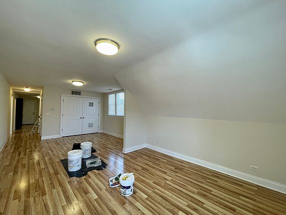 5th image of 3804 W Diversey Ave #2