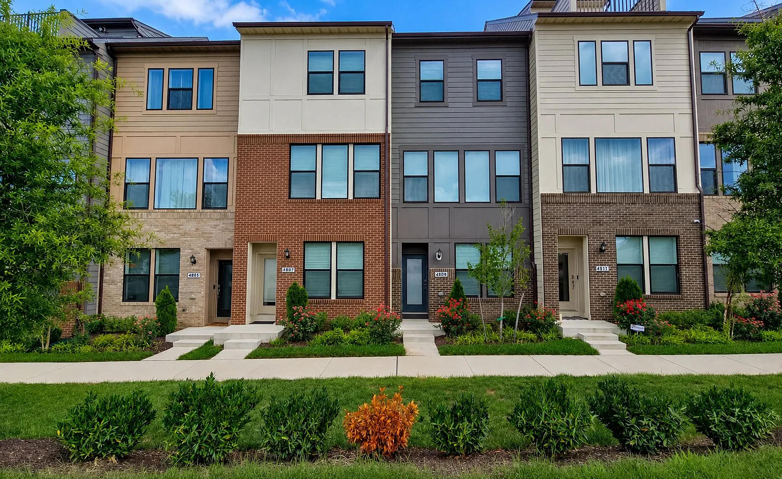 Exceptional 3BR TH for rent in Catoctin Manor Estates — Photo 1