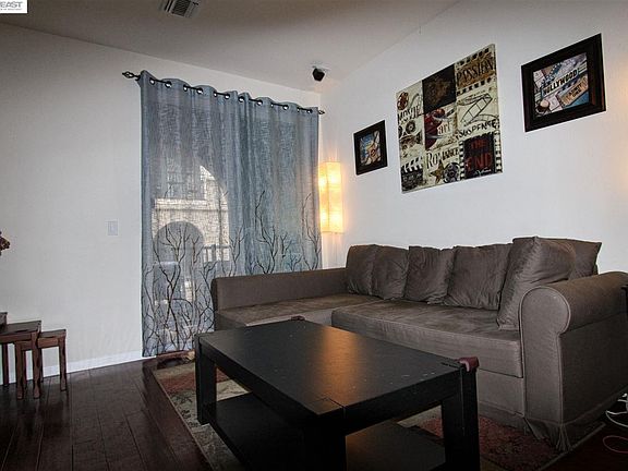 5th image of 3465 Dublin Blvd Unit 202