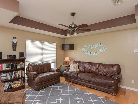 5th image of 177 Creekview Dr