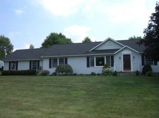 19 Manorview Dr, Greenville, PA 16125