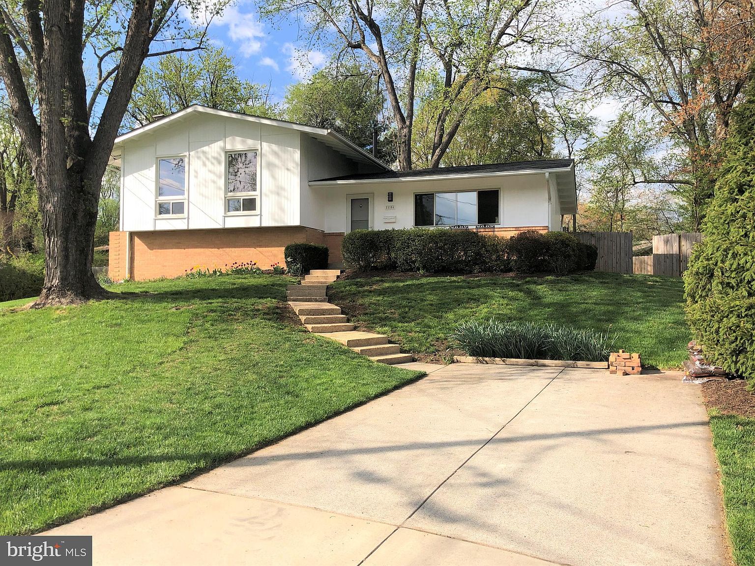 11104 Redford Ct Fairfax Va 22030 Zillow