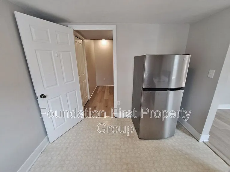 23 Mount Royal Ave — Photo 10