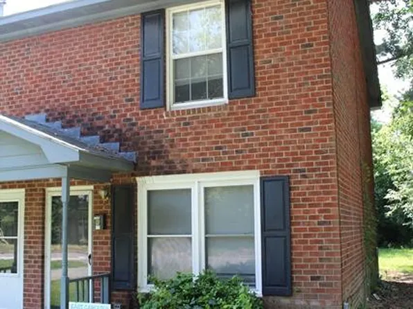 103 N Elm St, Greenville, NC 27858