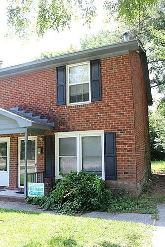 103 N Elm St Photo 1