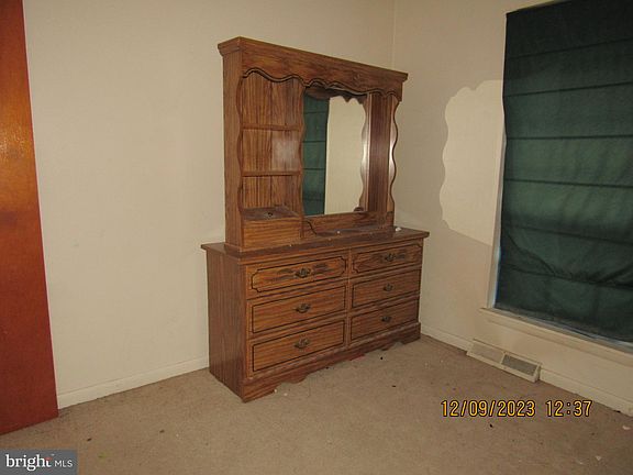 3rd image of 7120 Baltimore Annapolis Blvd