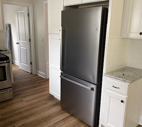 5th image of 505 Apple Ridge Rd