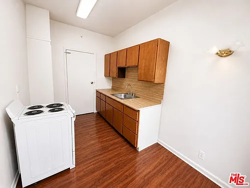 634 S Gramercy Pl #403 Photo 1