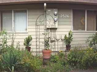 2526 Yew St, Bellingham, WA 98226