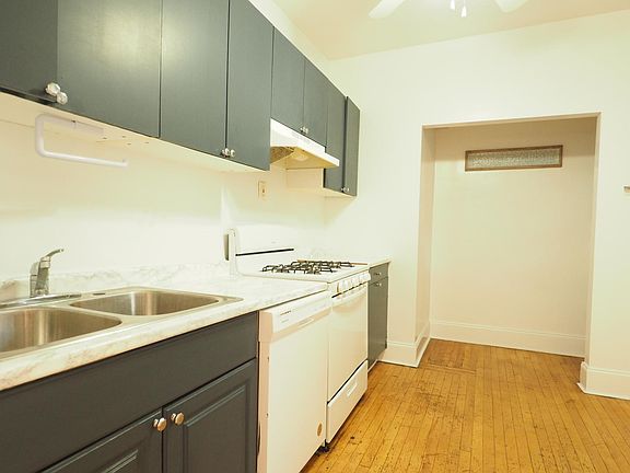 3rd image of 2474 W Pensacola Ave APT 1
