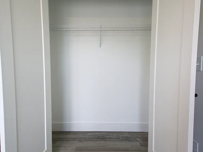 1805 Duncan Ave — Photo 33