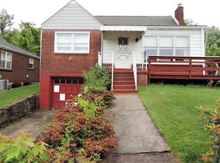 6 Bliss St, Penn, PA 15675