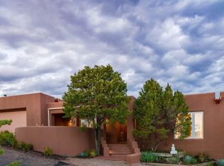 4 Blanket Flower Cir, Santa Fe, NM 87506