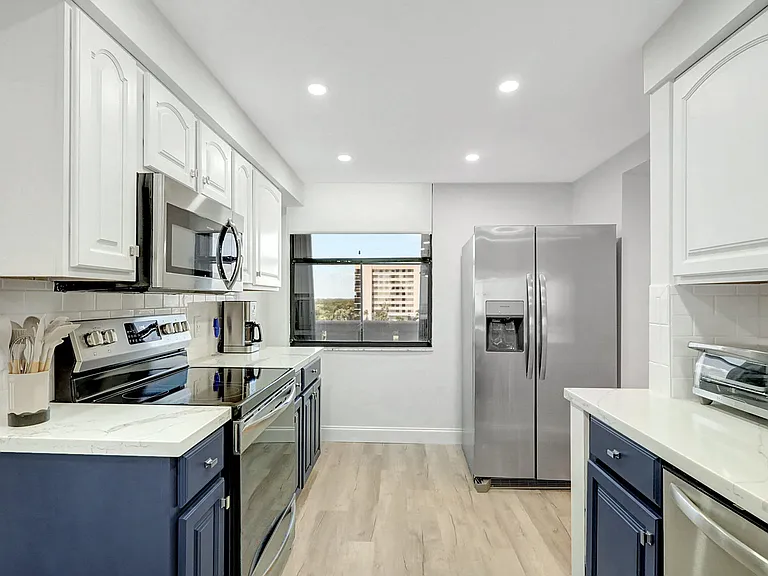 5061 North Cswy #A1A-5061-404 — Photo 7