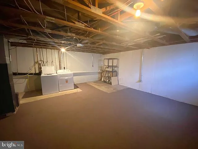 401 Wendover Dr — Photo 14