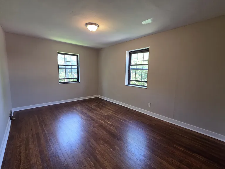 201 E Swissvale Ave #8 — Photo 12