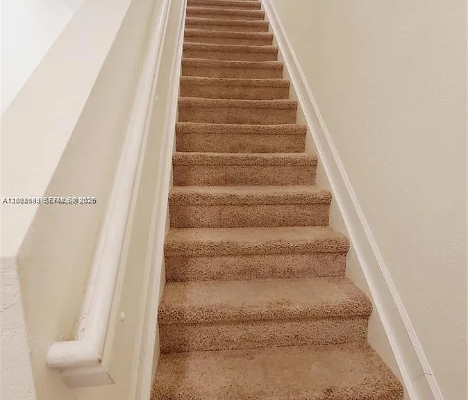 1100 SW 6th Ct #1100 — Photo 5