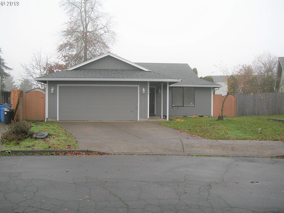 1st image of 13904 NE 89th Cir