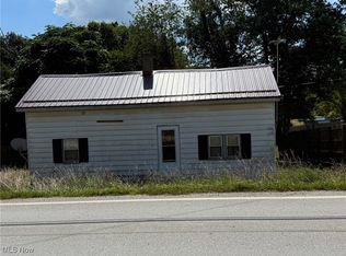 1104 E Market St, Cadiz, OH 43907