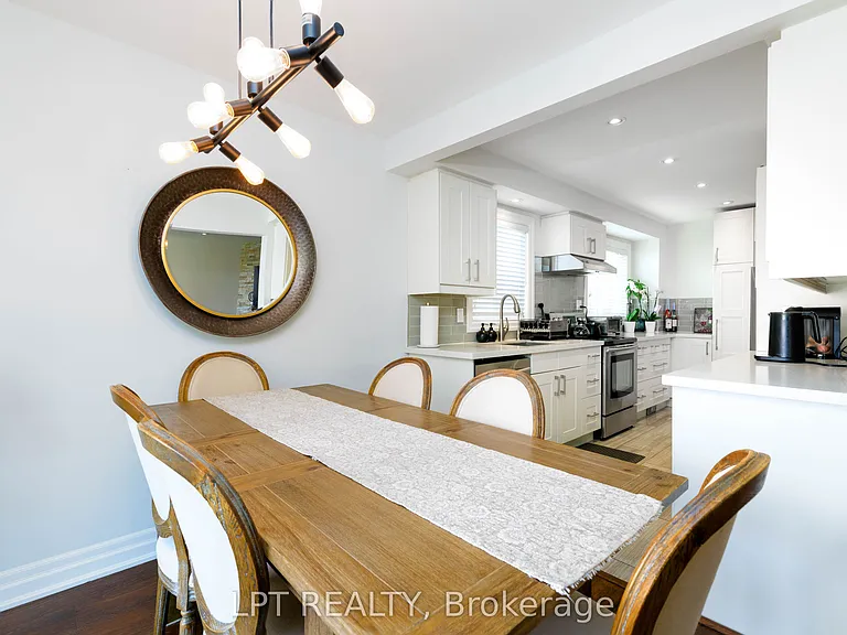 6 Odin Cres — Photo 8