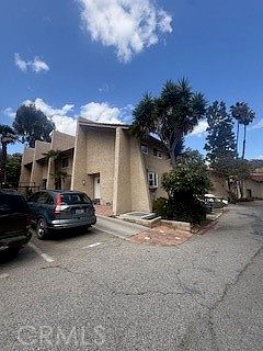 1st image of 82 Avalon Terrace Rd