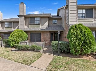 2400 Longmire Dr APT 204, College Station, TX 77845