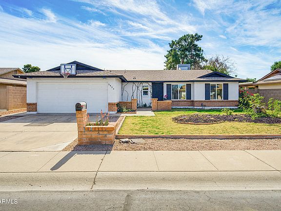 2nd image of 3933 W PERSHING Avenue