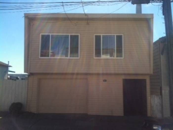 2nd image of 8 E Moltke St