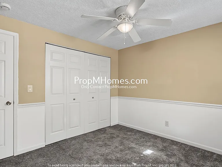 11908 SE 56th Ave — Photo 20