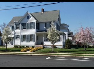 61 Thompson St #2, Raritan, NJ 08869