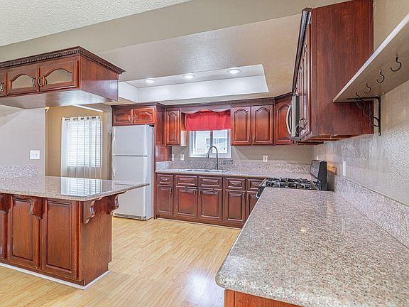3rd image of 8805 E Avenue U6