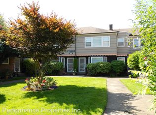 2222 NE Pacific St APT D, Portland, OR 97232