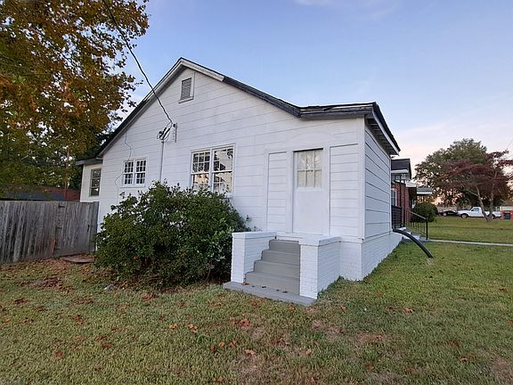 3rd image of 901 Dantzler Street901 State Rd S #38-225