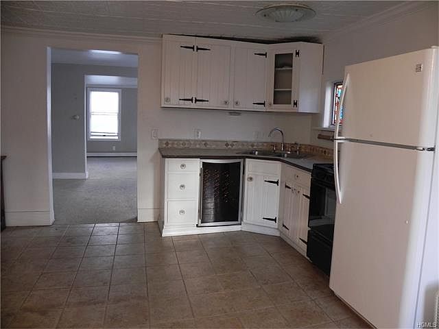 1st image of 279 City Island Ave APT 2