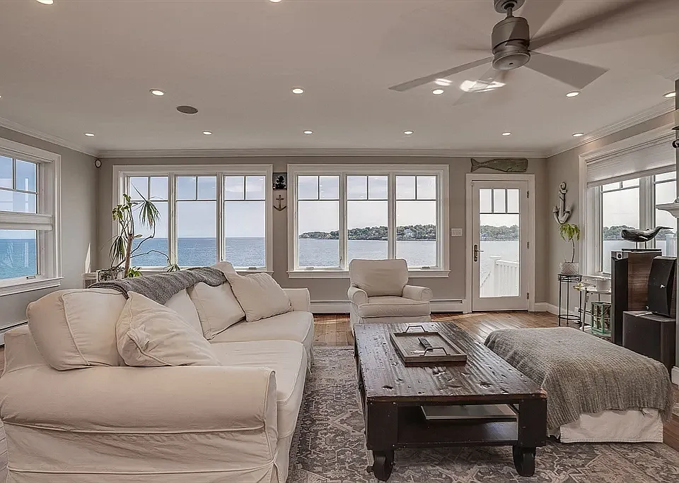 47 Little Nahant Rd