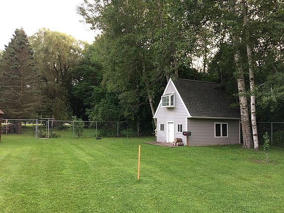Play house/ storage shed 