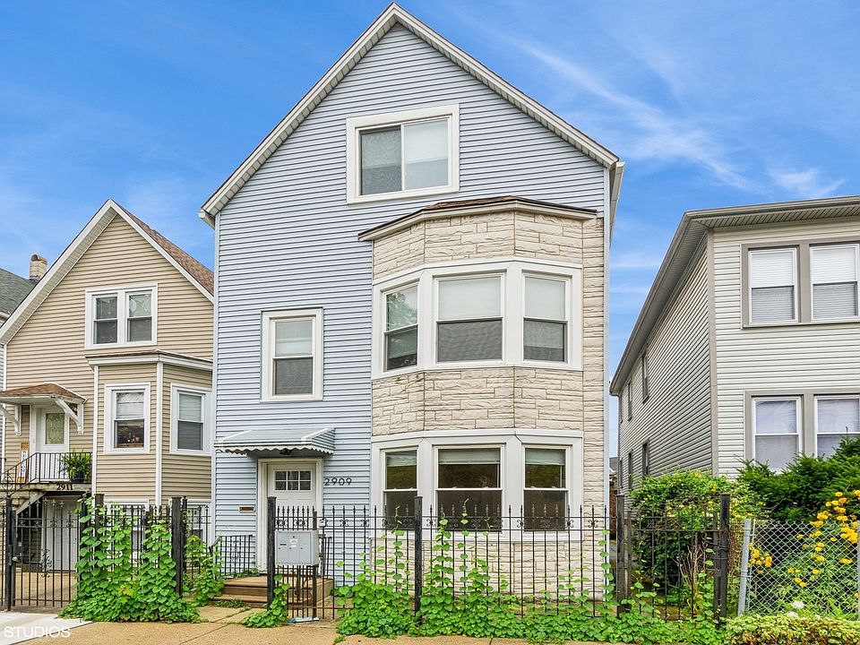 1st image of 2909 N Ridgeway Ave