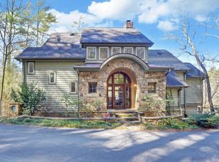 126 Jenkins Cir, Lakemont, GA 30552