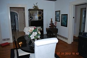 5th image of 305 S Central Ave