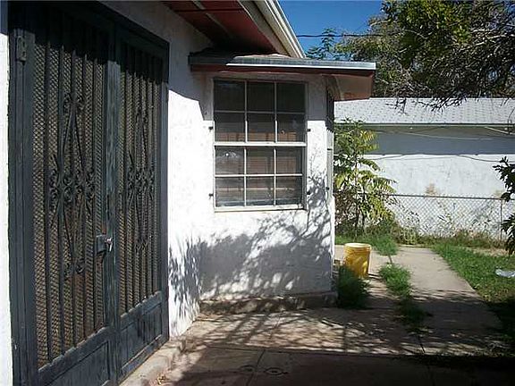 4th image of 3220 Frankfort Ave