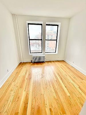 4th image of 1264 Lexington Ave #6NA
