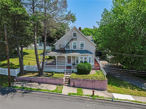 2nd image of 507 Summer St