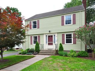 15 Lowell Rd, West Hartford, CT 06119